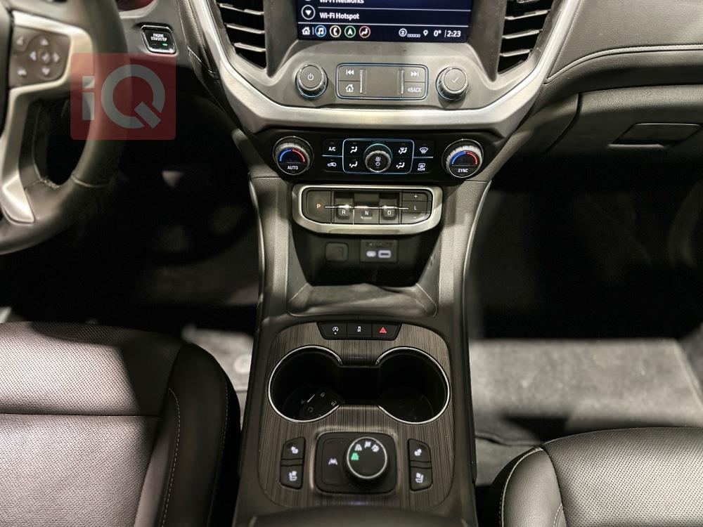 GMC Acadia